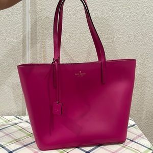 Very gently used: Hot pink, leather tote bag!